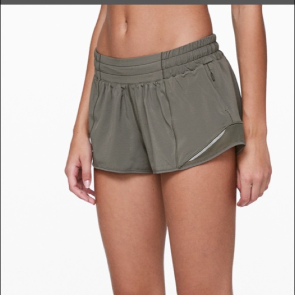 Lululemon Hotty hot shorts